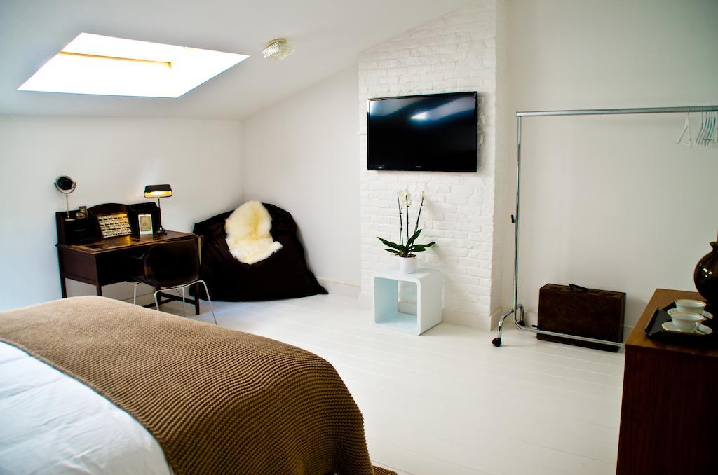 Bed and breakfast House Ninety Bruselas
